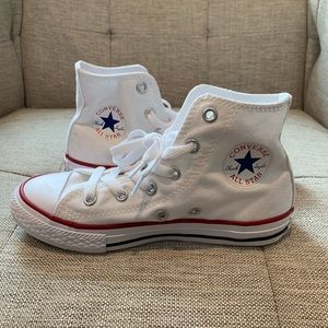 Converse Chuck Taylor All Star  White Size 1